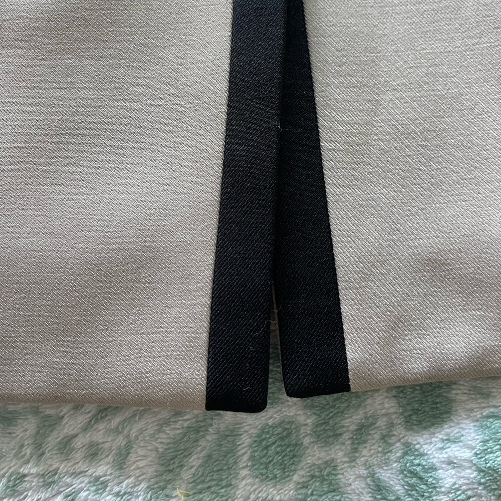 Le Suit Trench Coat - Picture 4 of 5